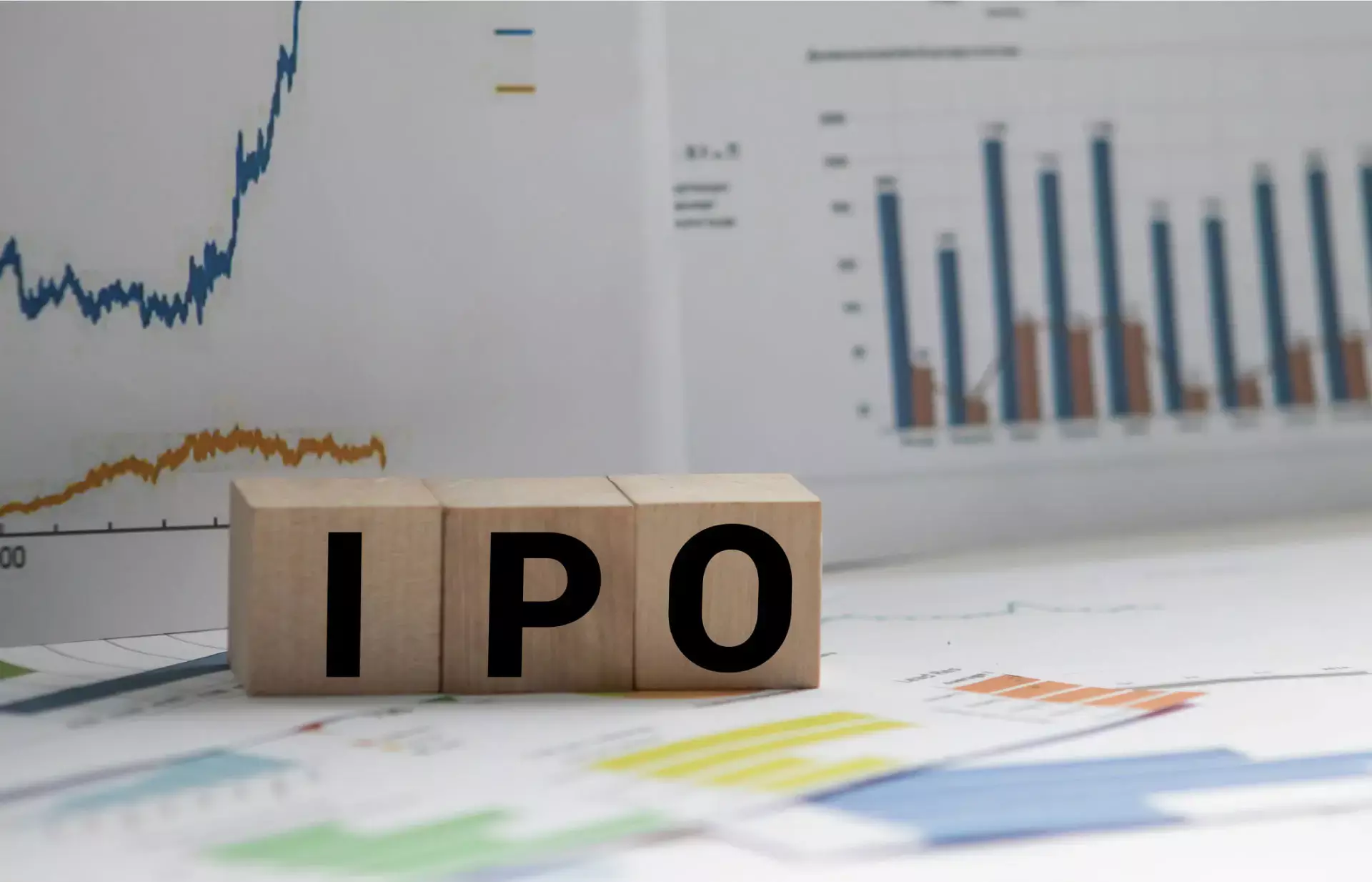 ഫണ്ട് സ്വരൂപിക്കാൻ ഇനിഷ്യല്‍ പബ്ലിക് ഓഫറിങ്