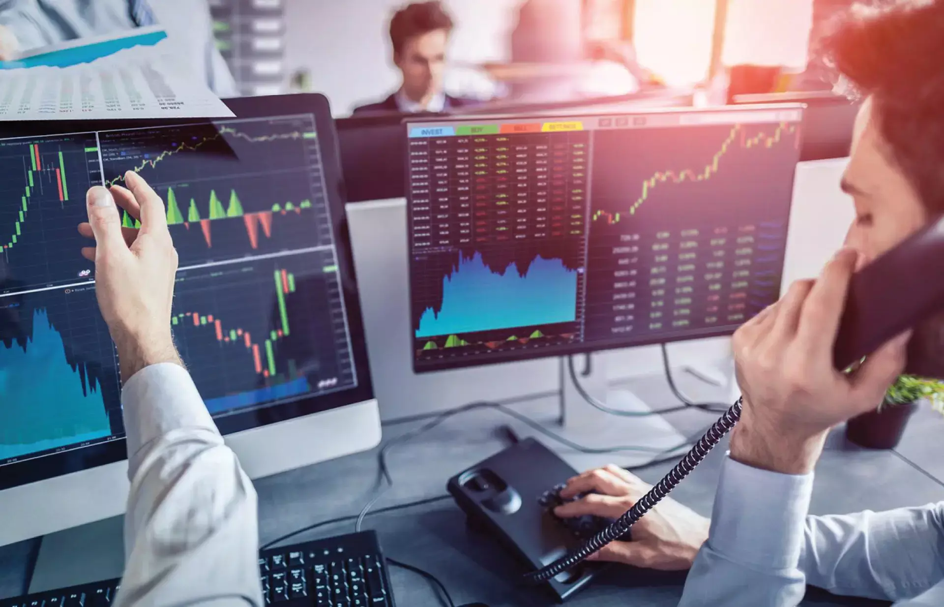 ആരാണ് ബുക്ക് റണ്ണിംഗ് ലീഡ് മാനേജര്‍